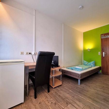 Monteurzimmer - Karlsbad Luaran gambar