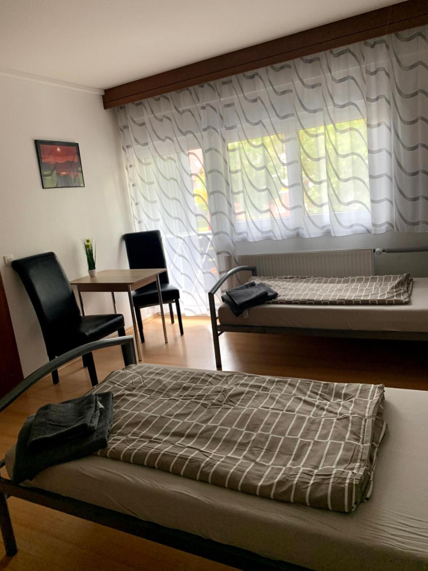 Monteurzimmer - Karlsbad Luaran gambar